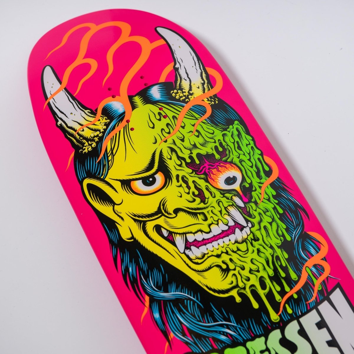 SC Dressen Hannya Mask Pro Shaped 9.30" Wb:14.5 - 15" - Skateboard - Decks