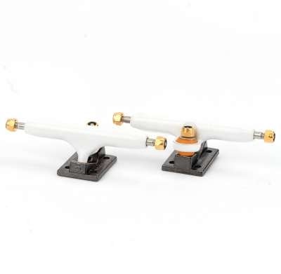 Blackriver Trucks X-Wide 3.0 white/silver 34