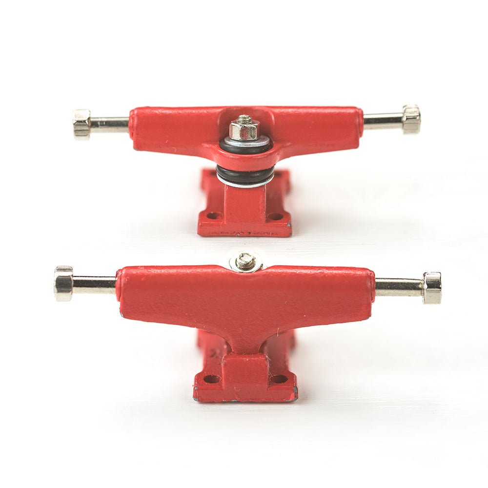 Bollie Trucks color line red