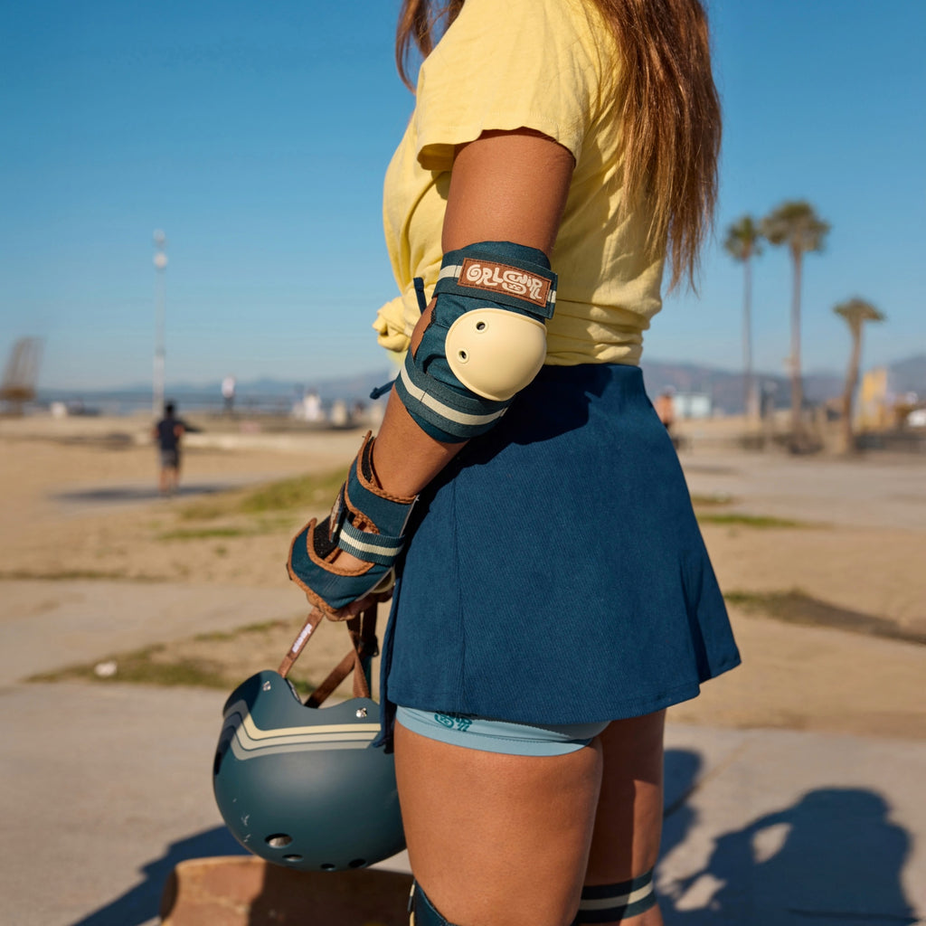 Skortsaver GRLSWIRL Blue Signature Edition Padded Skate Skort