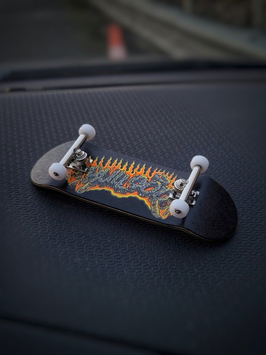 Bullgod Flaming Hot Premium 34mm FB Complete - Fingerboard - FB Complete