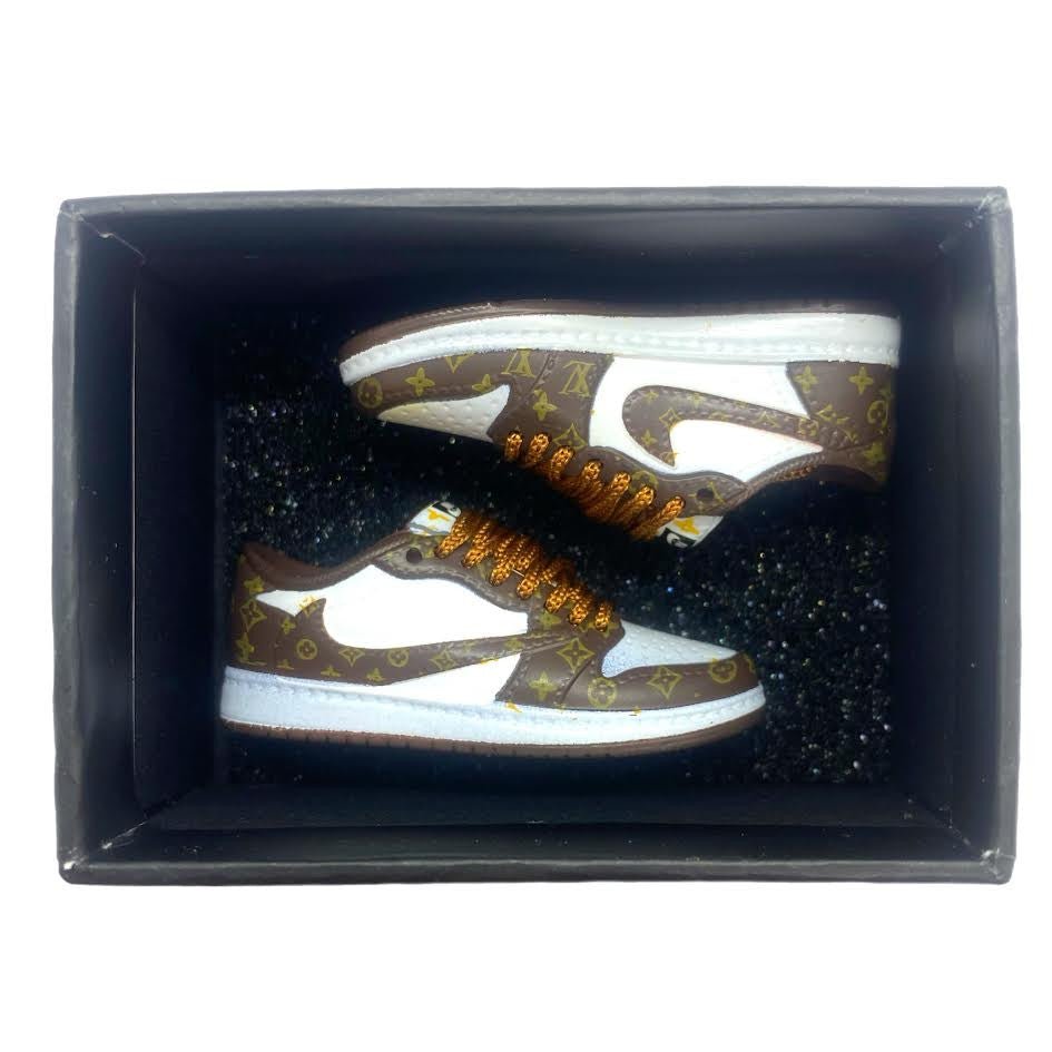 LC Boards Louis Vuitton Dunks Finger Shoes - Fingerboard - FB Accessories