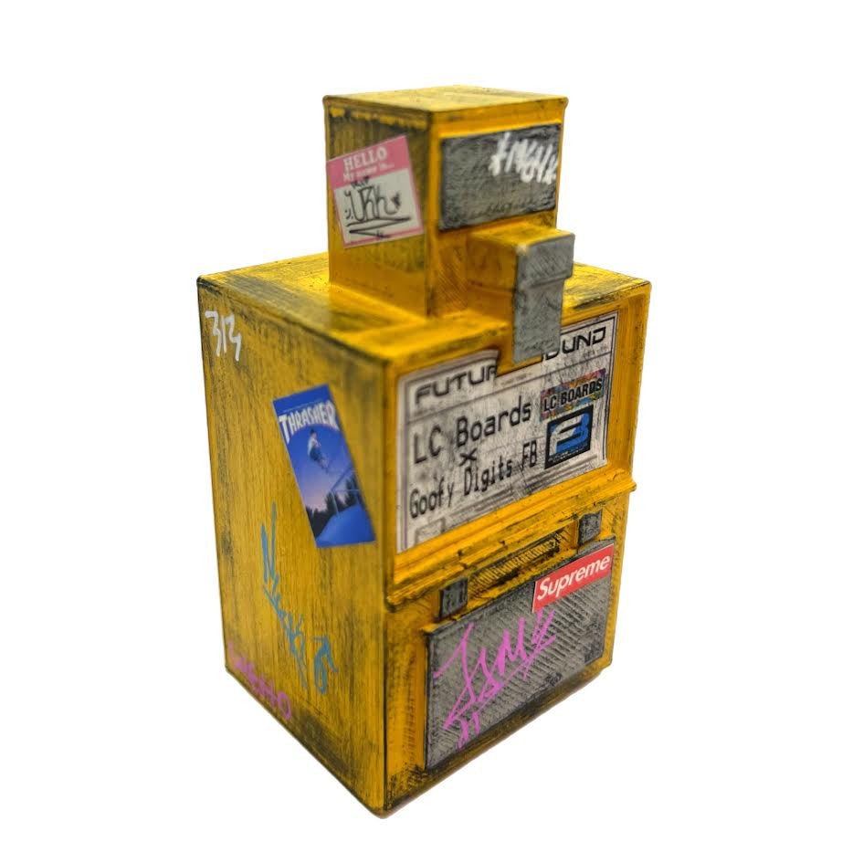 LC Boards x Future Bound Prints Fingerboard News Stand Obstacle 1/8 Scale - Fingerboard - FB Ramps