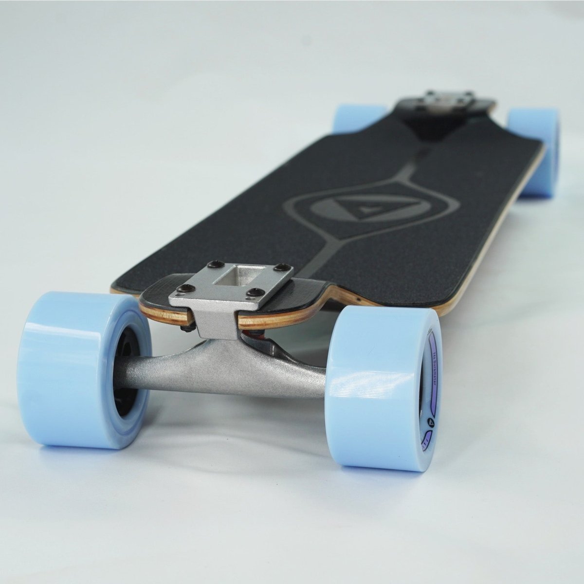 Pantheon Gas Guzzler Drop Complete 31.5" WB 25.75" (92mm/BlueWheels) - Longboard - Completes