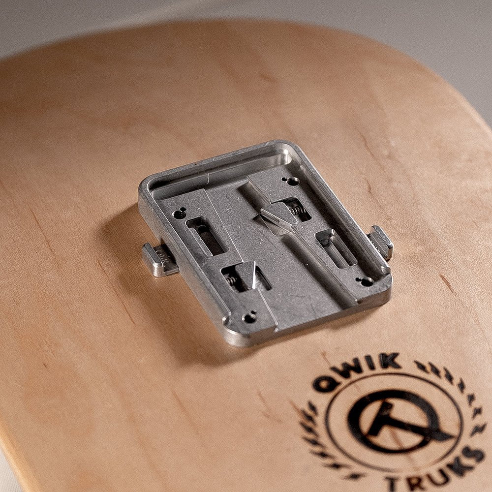 Qwik Truks Qlik Quick Release System - Skateboard - Risers