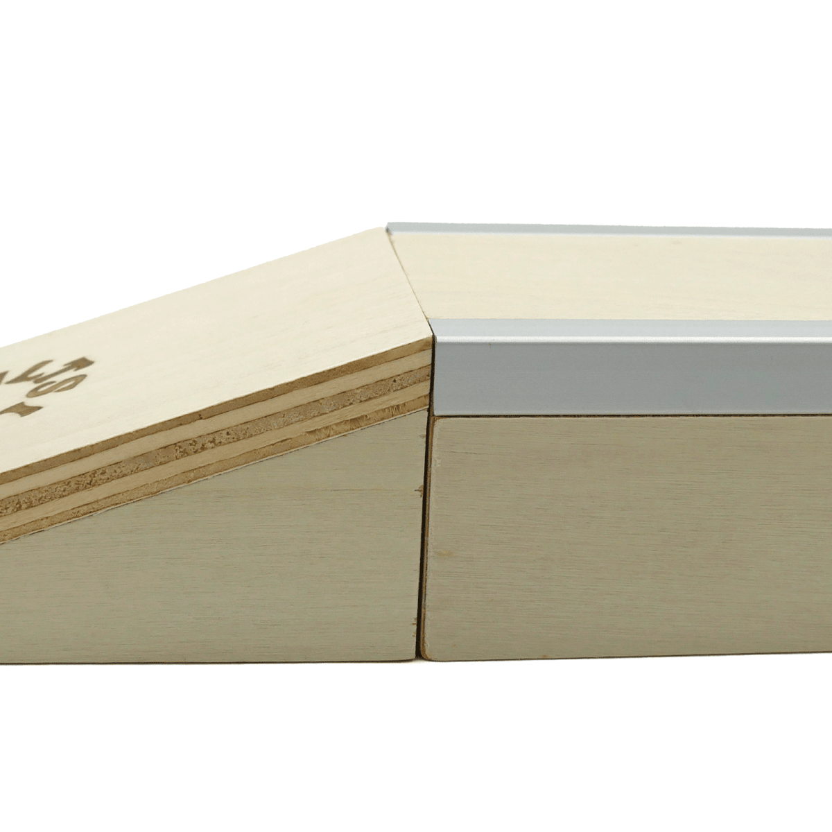 Slushcult Classic Kicker Fingerboard Obstacle - Fingerboard - FB Ramps