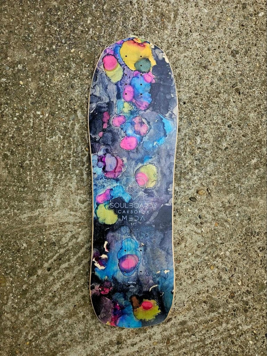 Soulboardiy Meda 32 Dots Art CarbonyX Surfskate Deck - Skateboard - Decks