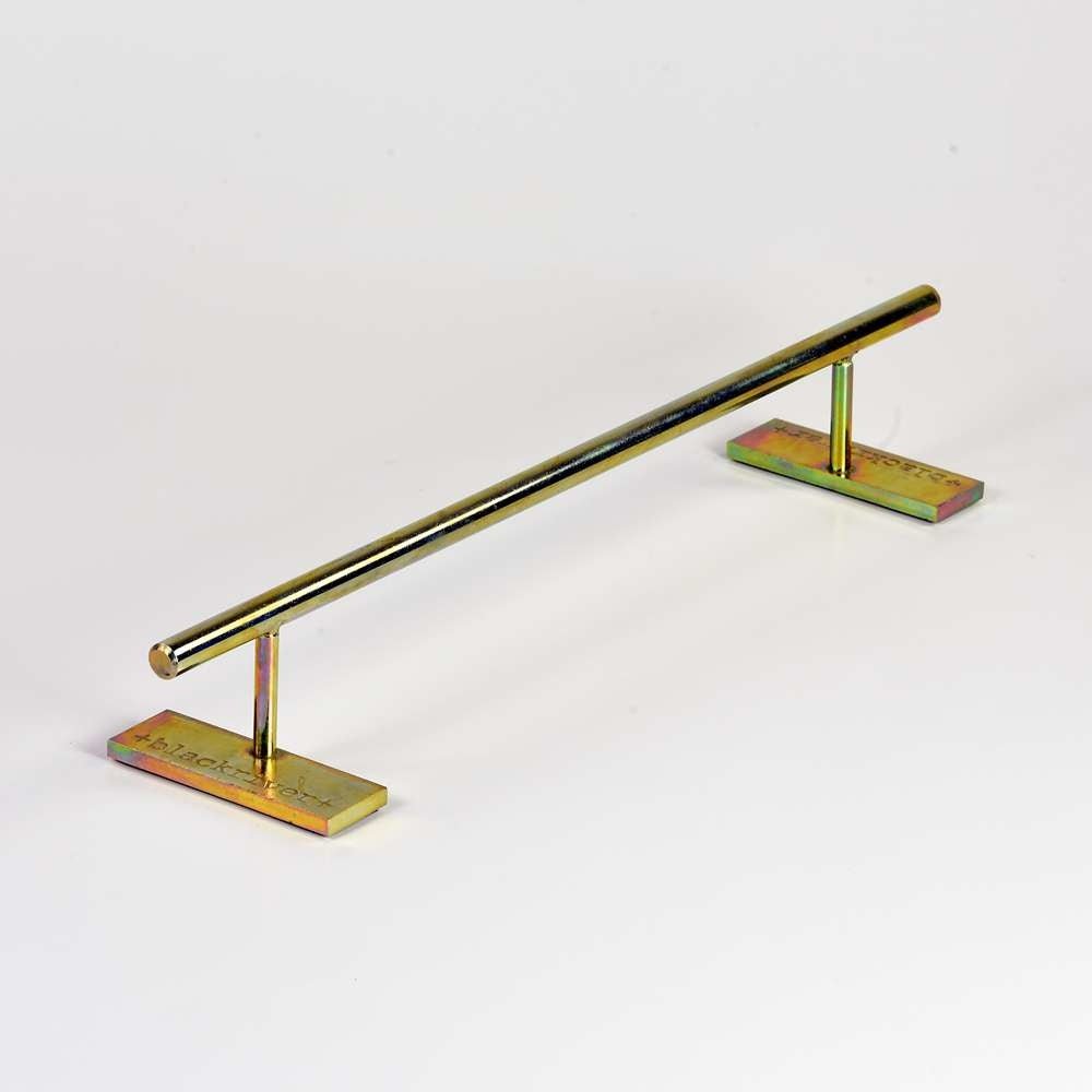 Round Bar Ramp +blackriver-ramps+ Ironrail round gold – Status Skateshop