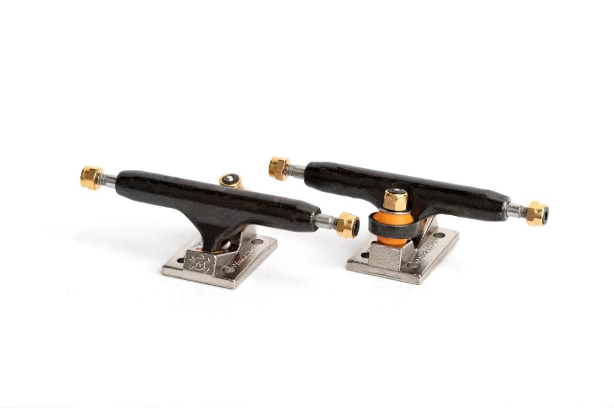 Blackriver Trucks Wide 3.0 black/silver 32