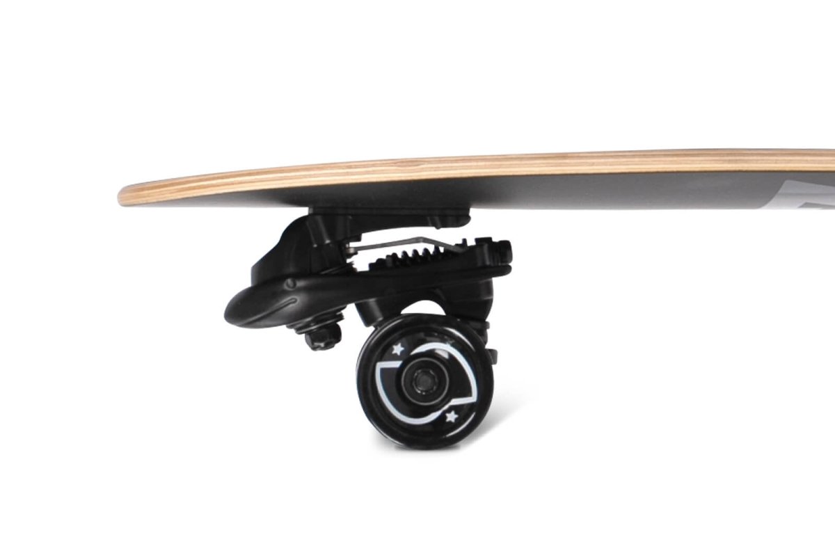 SmoothStar 32.5″ Filipe Toledo #77 THD Surfskate – Status